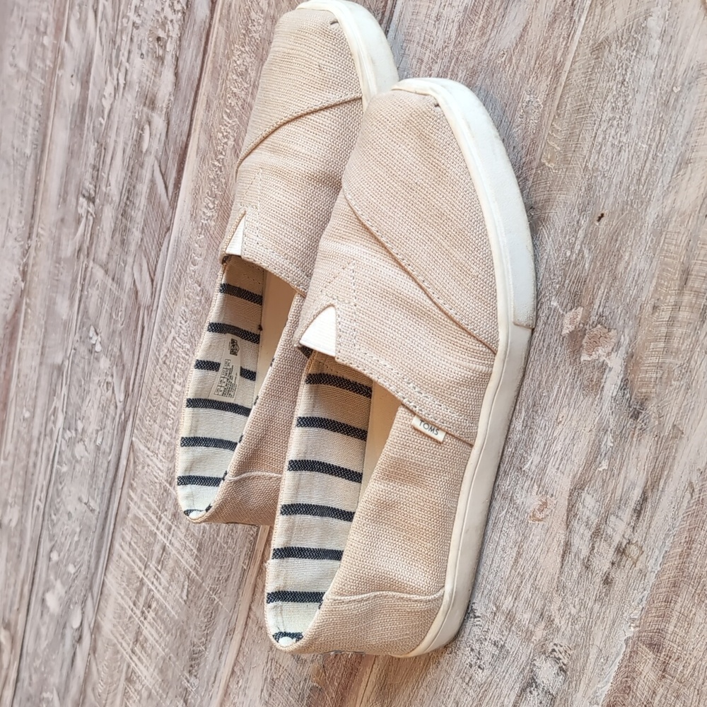Toms Cream Slip On Shoes - Size 8